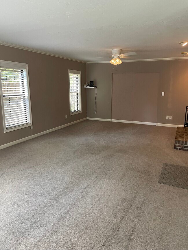Living Room - 2926 NW 9th Pl