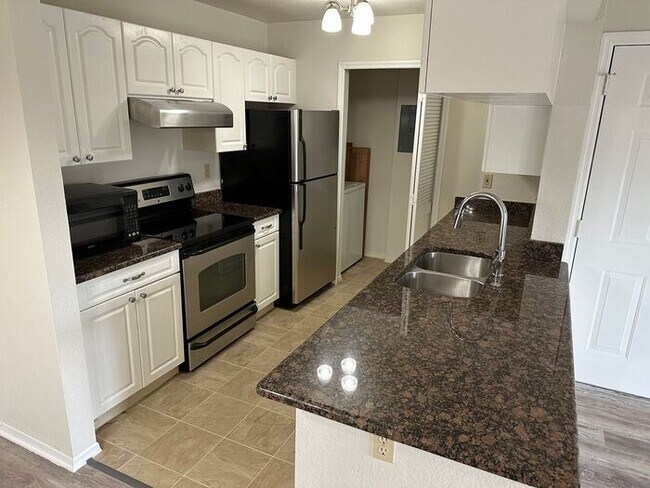 Foto del edificio - Charming 2 bedroom Condo!