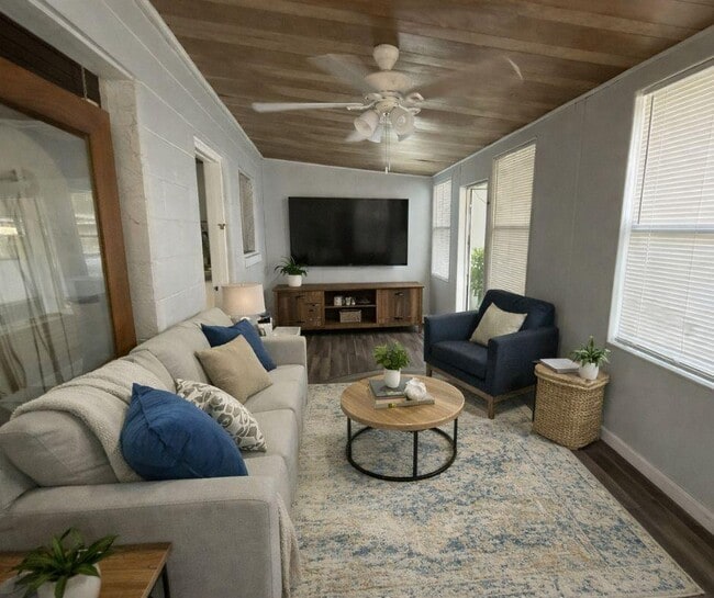 Foto del edificio - 8801 E Moonrise Ln