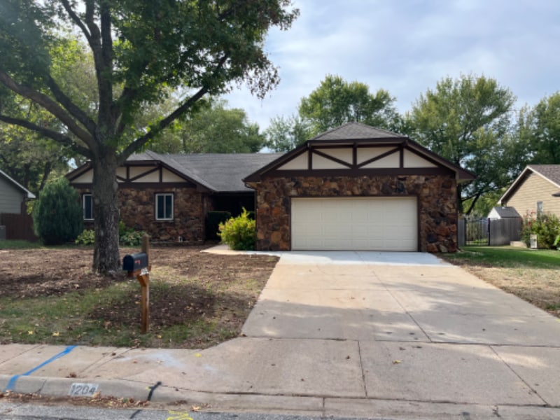 1204 Armstrong Ct, Derby, KS 67037 House Rental in Derby, KS