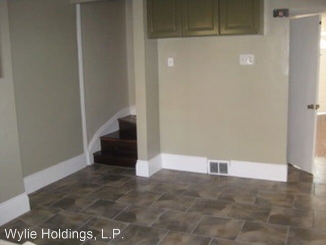 Building Photo - 4 br, 1 bath House - 175 Banner Way 1