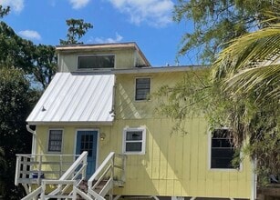 Building Photo - 17187 Wildwood Rd