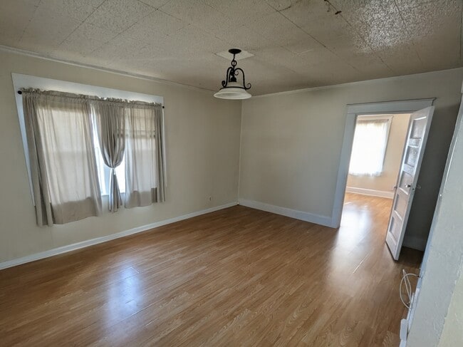 Foto del edificio - 2315 E Kaley Ave