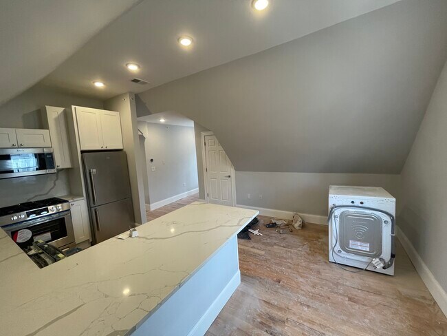 Foto del edificio - 158 Morrison Ave