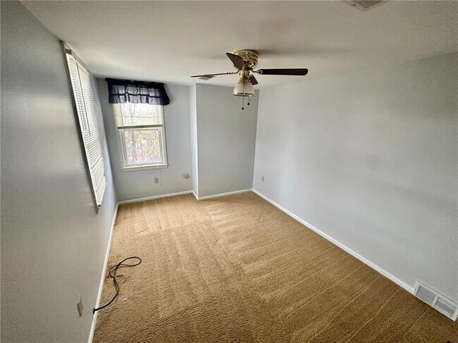 Building Photo - 107 Dilworth St