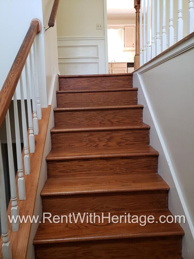 Building Photo - WOW!!!..AWESOME HOME/ UPGRADES GALLORE / GREAT LOCATION/ PARTIAL BASEMENT