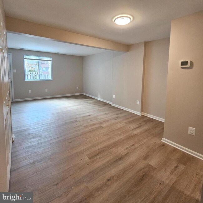 Foto del edificio - 8473 Aurora Ct