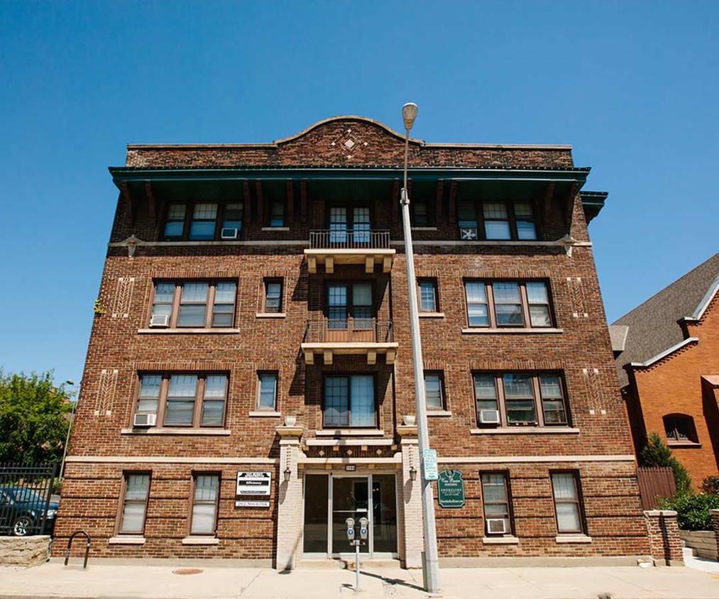 Van Buren Façade - Van Buren Apartments