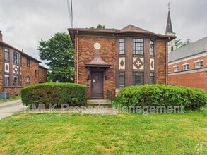 Building Photo - 1119 Copley Rd