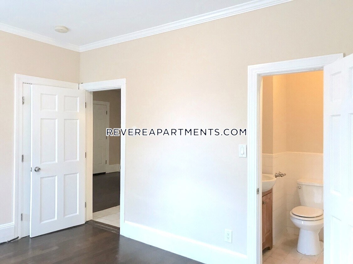 Foto del edificio - 282 Revere St