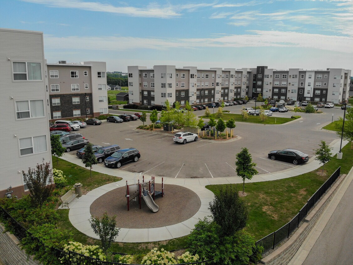 Primary Photo - Harvestview Place II