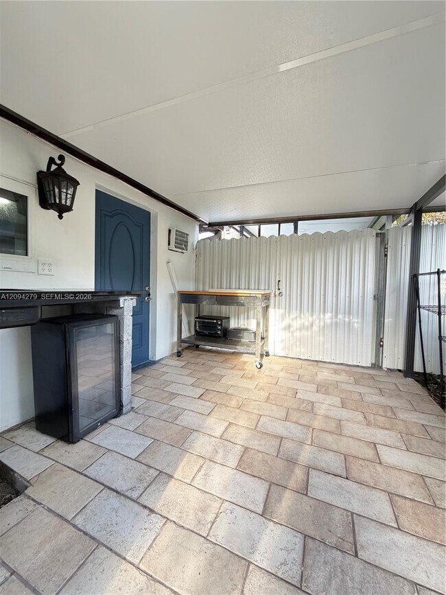 Foto del edificio - 16211 SW 109th Ave