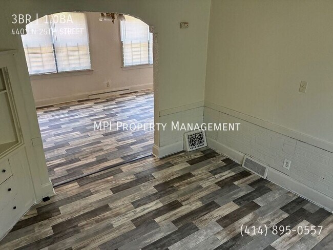 Foto del edificio - 4401 N 25th St
