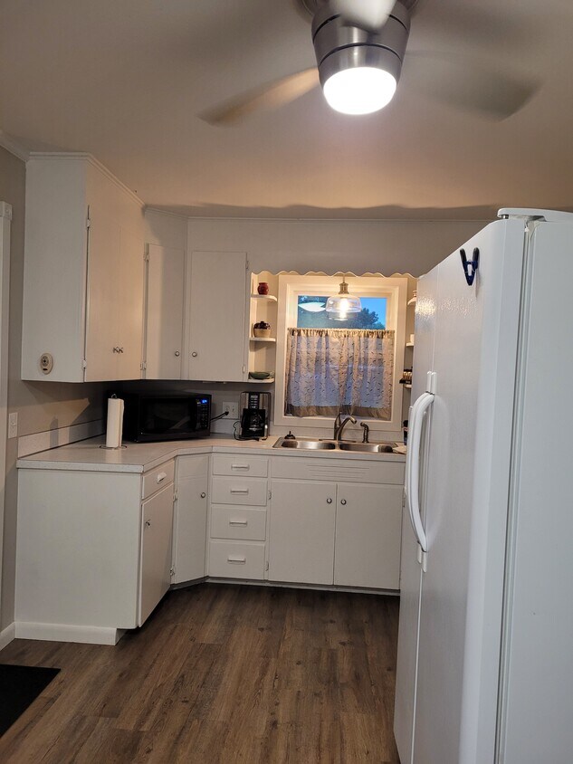 Foto principal - 4668 Sturgis Rd