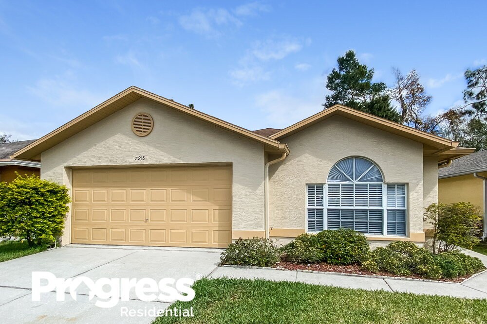 Foto principal - 7918 Barclay Rd