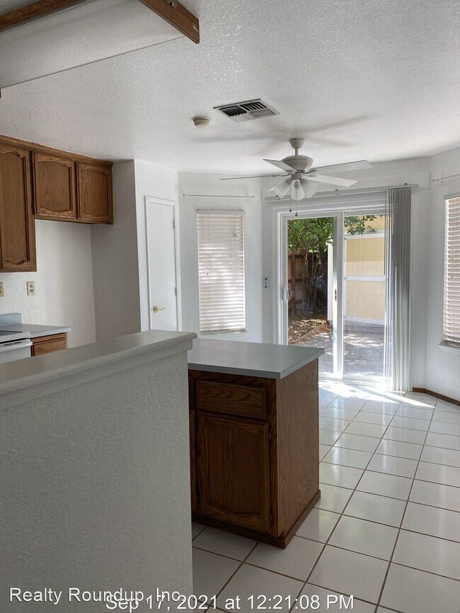 Foto del edificio - 3 br, 2 bath House - 6310 Ayr Dr