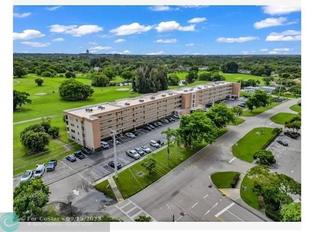 Building Photo - 5100 SW 90th Ave