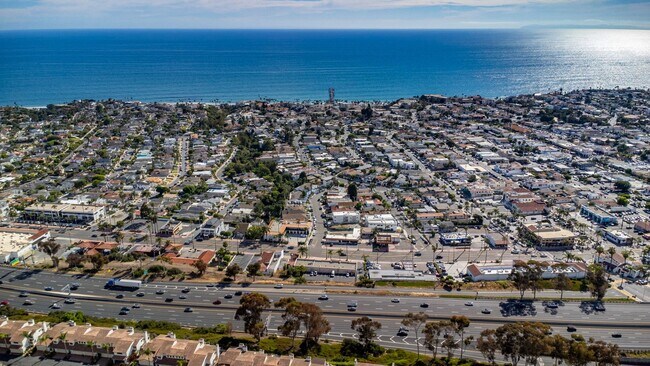Foto del edificio - 117 Avenida Algodon