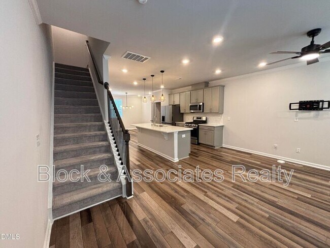 Foto del edificio - 2524 Laurel Valley Way