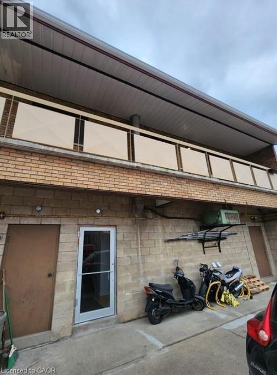 Photo du bâtiment - 448 Hwy 8