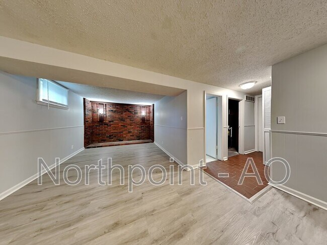 Foto del edificio - 1620 W Brittany Dr