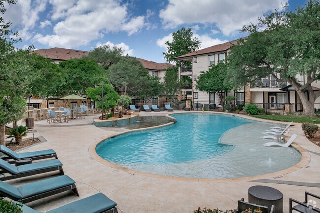 Piscina - Thirty Oaks