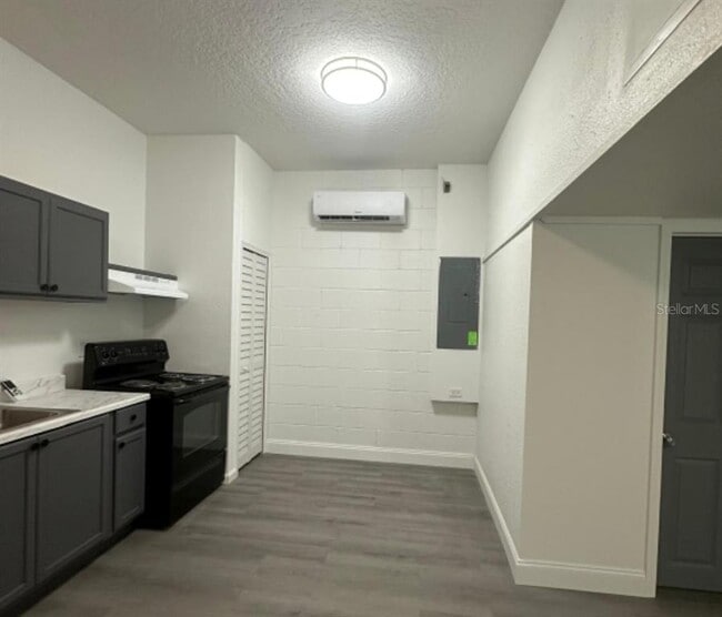 Building Photo - 1206 Lycaste Dr
