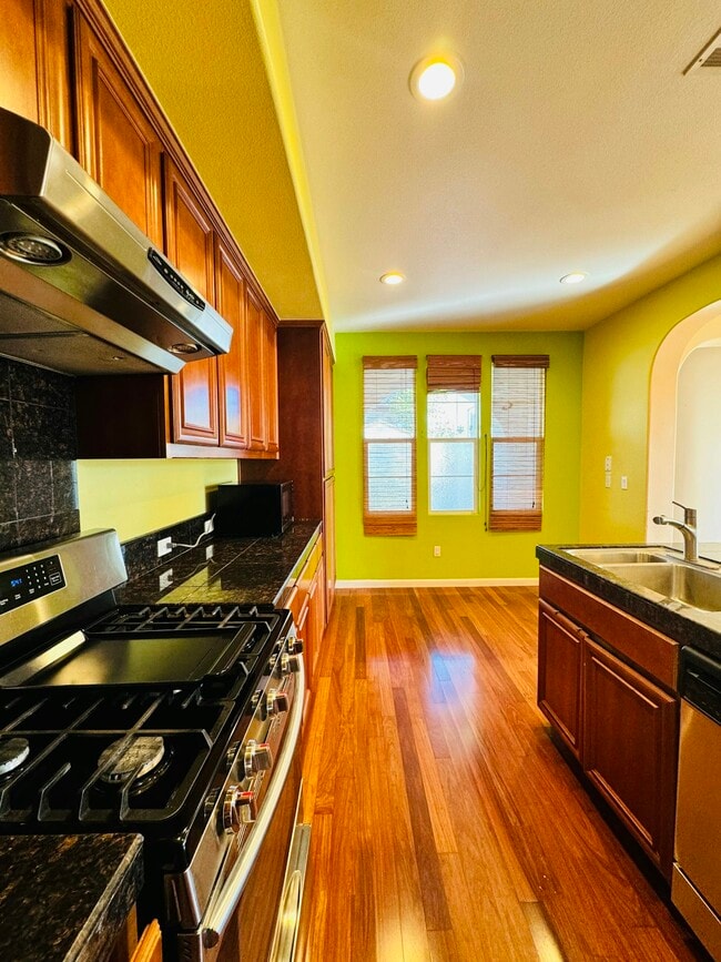 Building Photo - 1244 Cedarwood Loop