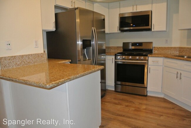 Foto del edificio - 3 br, 2 bath House - 1180 Civic Center Dri...