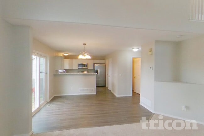 Building Photo - 7548 Middle Bay Way