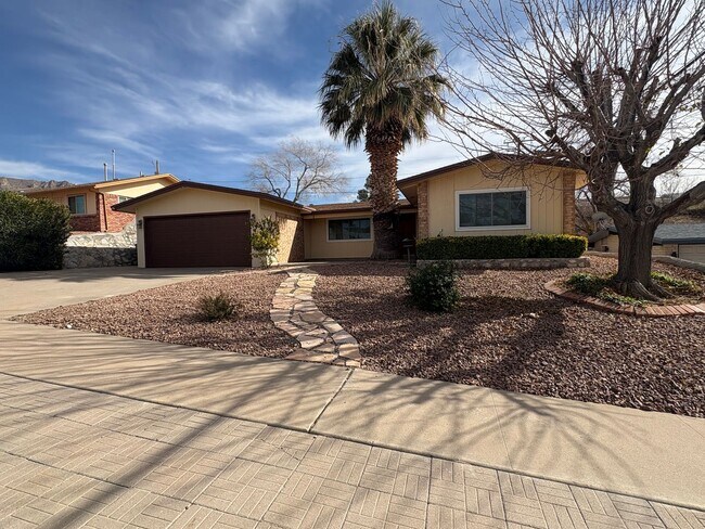 Building Photo - Home for rent on the Westside