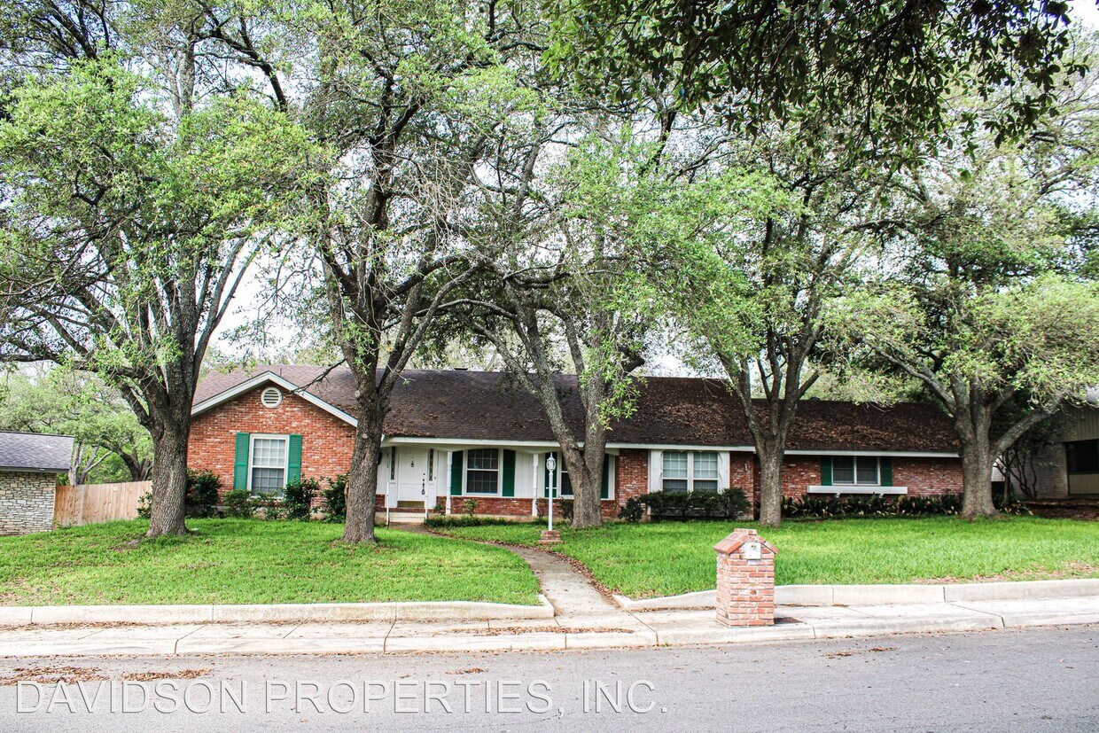 4 br, 2 bath House 8715 Dudley Dr House for Rent in San Antonio, TX