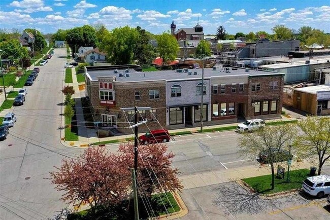 Building Photo - Luxury One-bedroom apartment in downtown S...