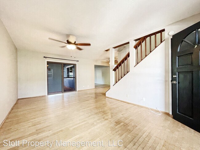 Foto del edificio - 3 br, 1 bath House - 41-674 Kaauiki Place