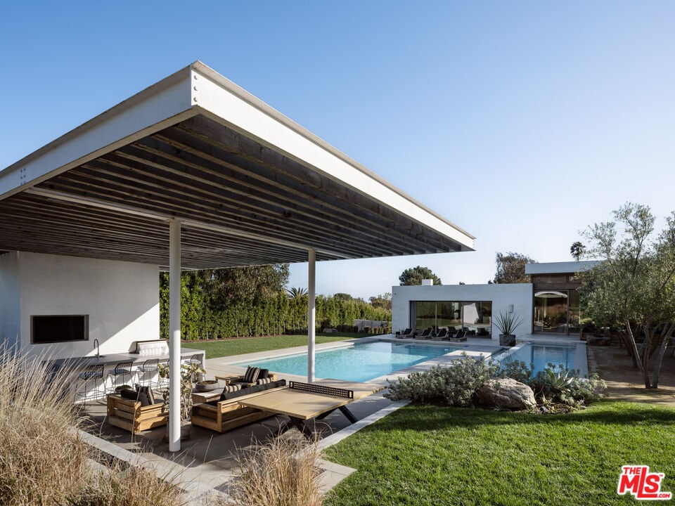 28837 Selfridge Dr, Malibu, CA 90265 - House Rental in Malibu, CA