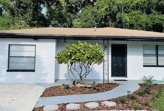 Building Photo - 4005 N Glen Ave