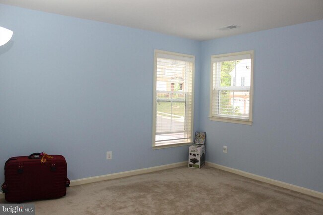 Building Photo - 21241 Walkley Hill Pl