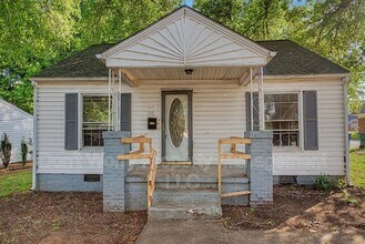 Building Photo - 101 N Ayersville Rd