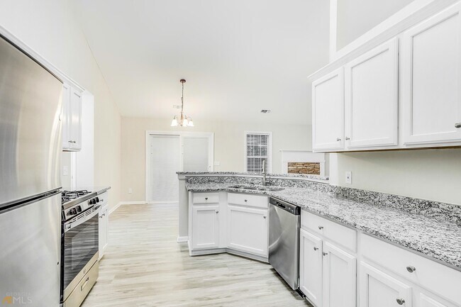 Foto del edificio - 63 Legend Creek Cove