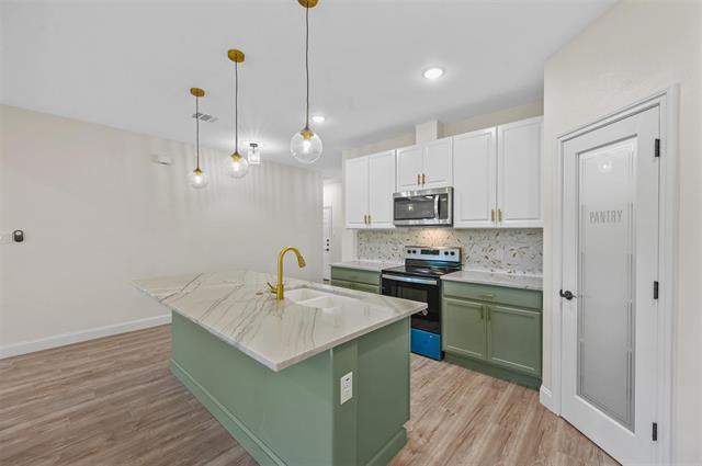 Foto del edificio - 5804 Houghton Ave