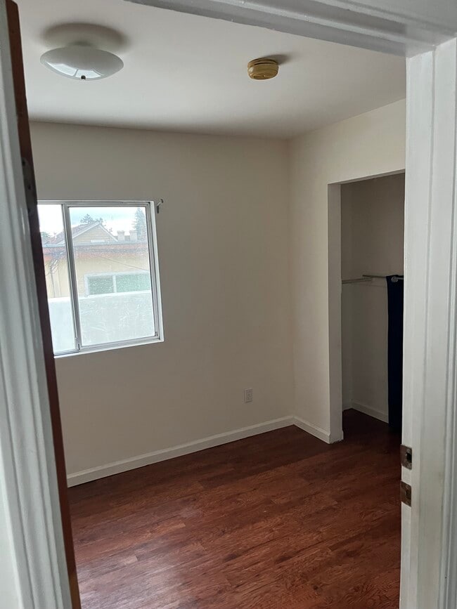 Building Photo - 2531 Benvenue Ave