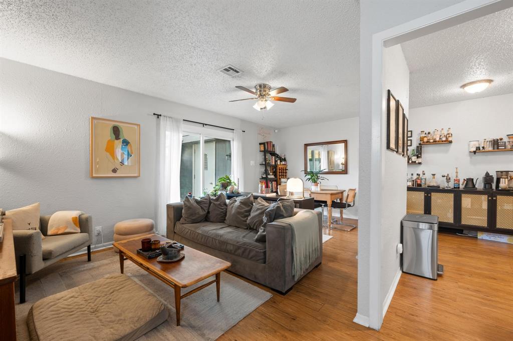 Foto principal - 5000 West Gate Blvd