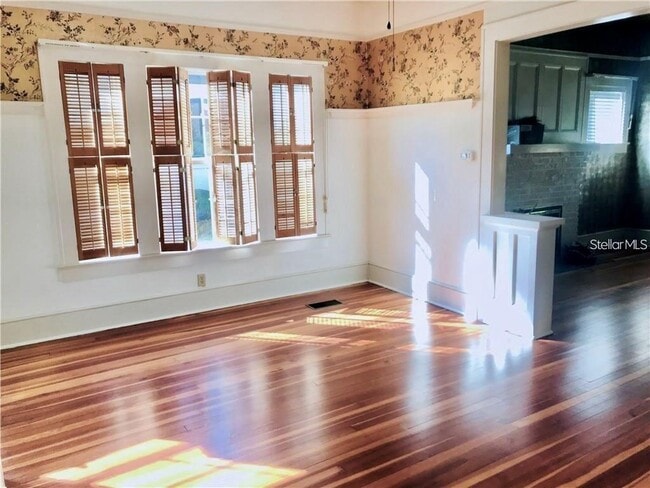 Building Photo - 731 French Ave