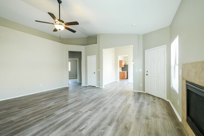 Building Photo - 4025 W Hackamore Drive