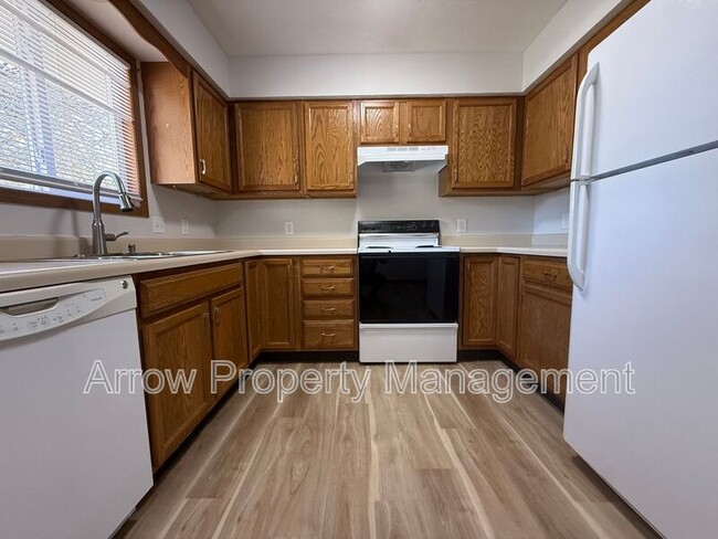 Foto del edificio - 535 Oak St