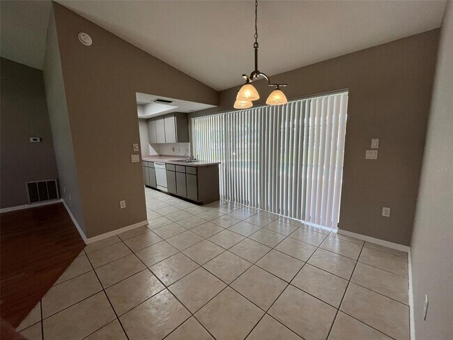 Foto del edificio - 18171 Edgewater Dr