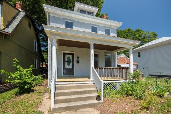 Building Photo - Completely Renovated 3 Bedroom Home in Hig...