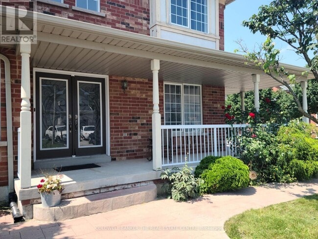 Photo du bâtiment - MAIN FLOOR - 1 JARRET COURT S