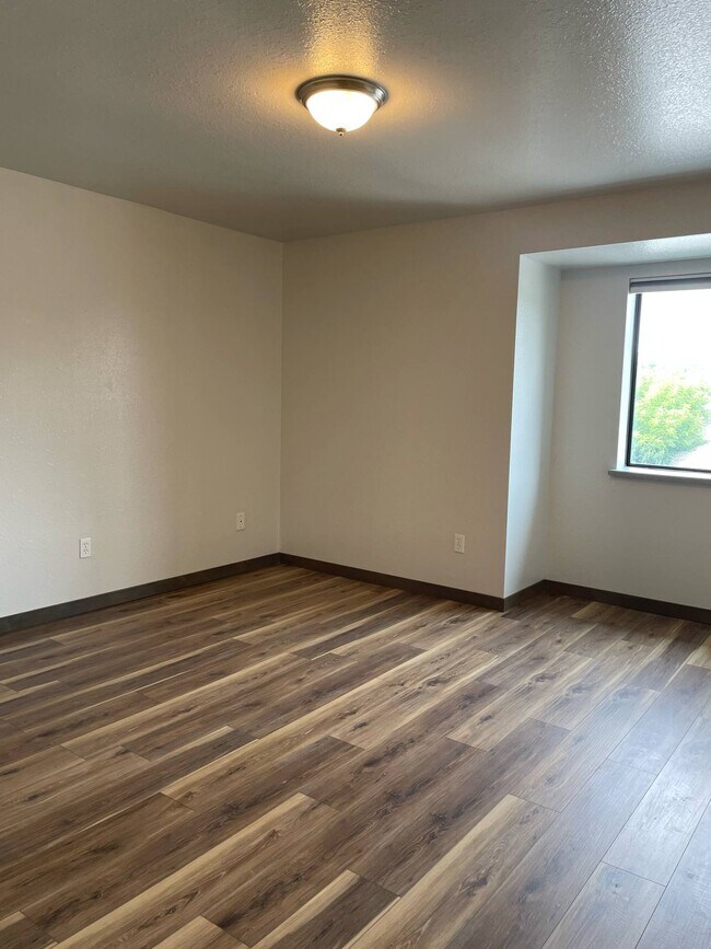 Foto del edificio - 2855 Glen Creek Pl