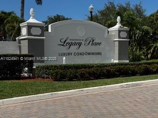 Foto principal - 11030 Legacy Dr